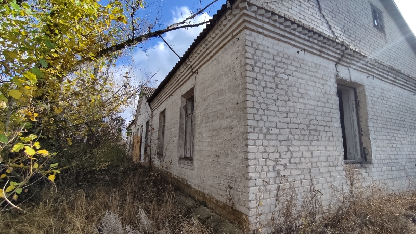 Продам торговое помещение 2026.8 м.кв.