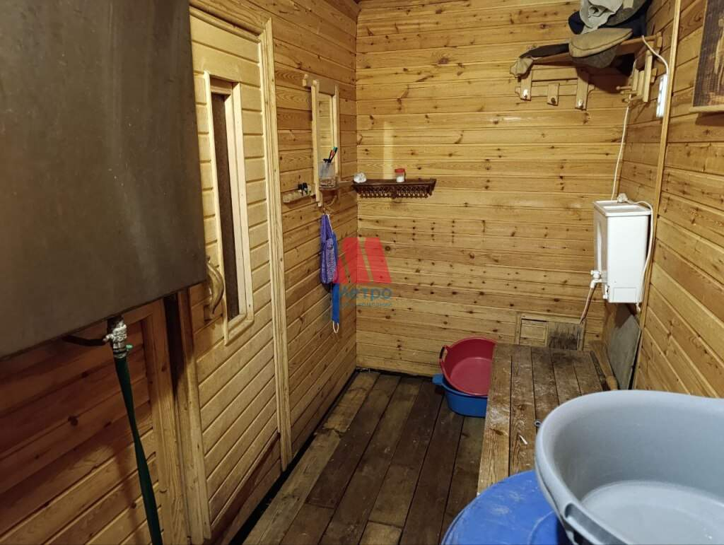 Продам земельный участок 600 м.кв.