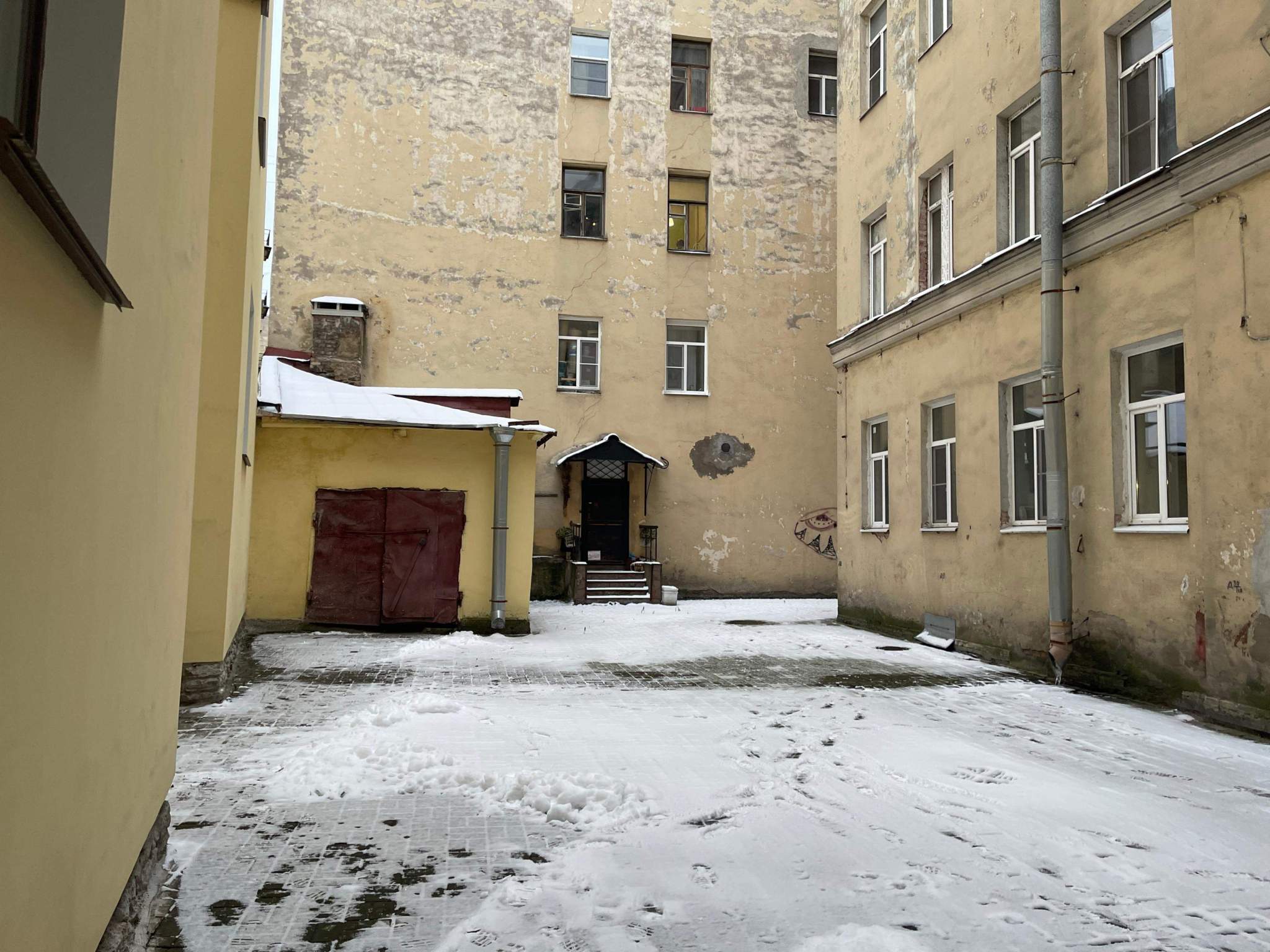 Продам помещение свободного назначения 17.8 м.кв.