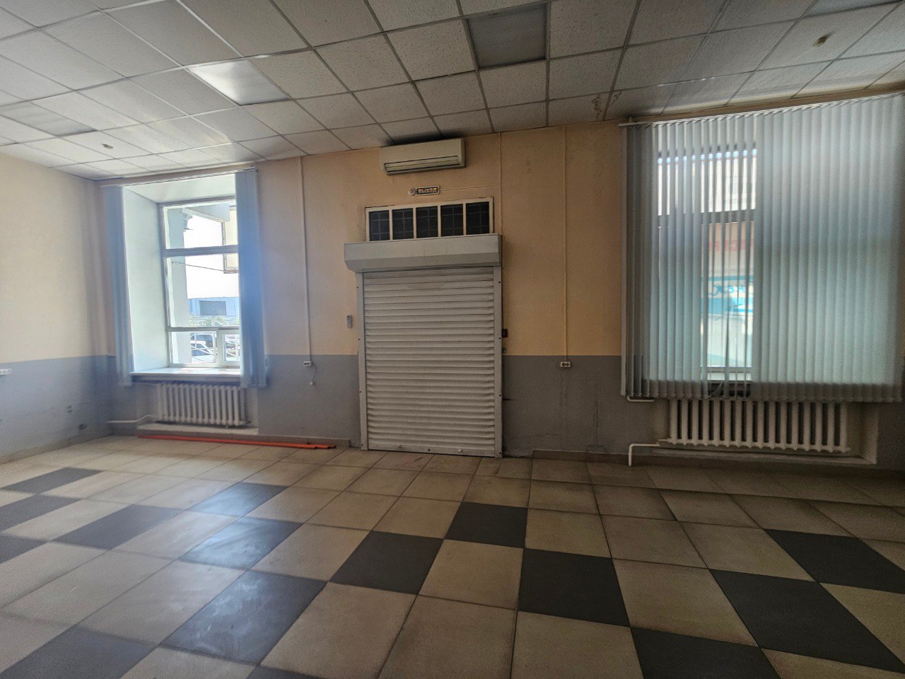 Помещение свободного назначения в аренду в Барнауле, Калинина проспект, 22 фото №0