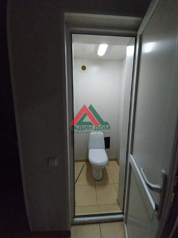 Продам помещение свободного назначения 464.6 м.кв.