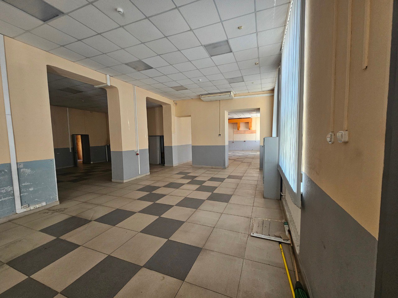 Помещение свободного назначения в аренду в Барнауле, Калинина проспект, 22 фото №4