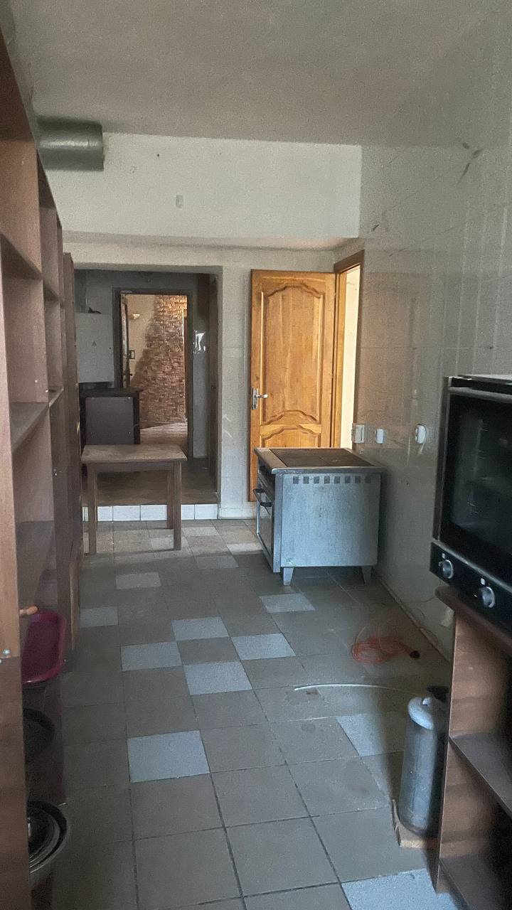 Сдам в аренду помещение свободного назначения 200 м.кв.