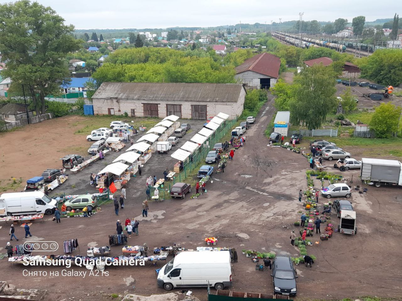 Продам торговое помещение 410 м.кв.