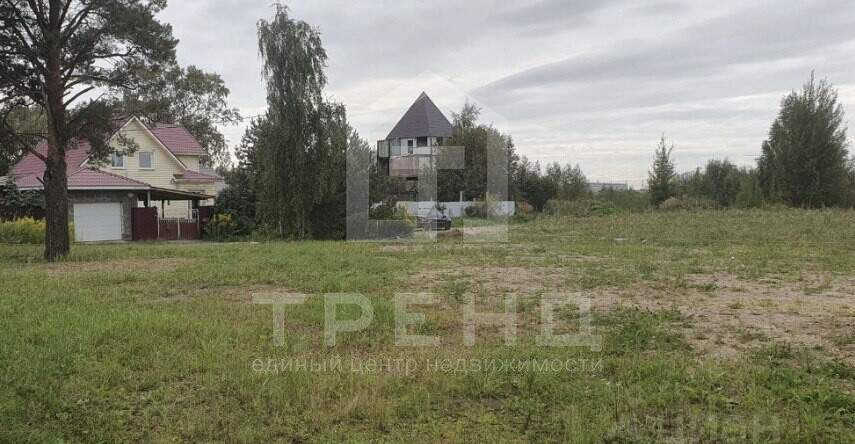 Продам земельный участок 1090 м.кв.