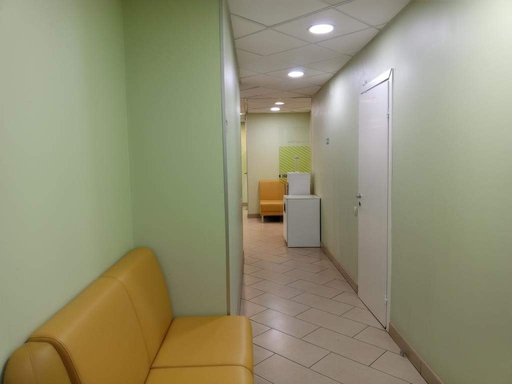 Сдам в аренду офис 378.9 м.кв.