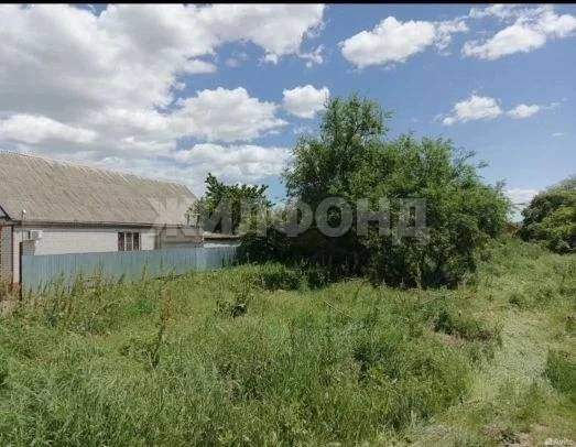 Продам земельный участок 1000 м.кв.