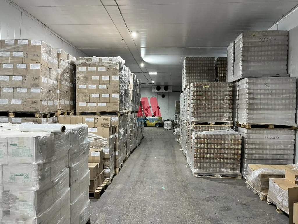 Сдам в аренду склад 391 м.кв.