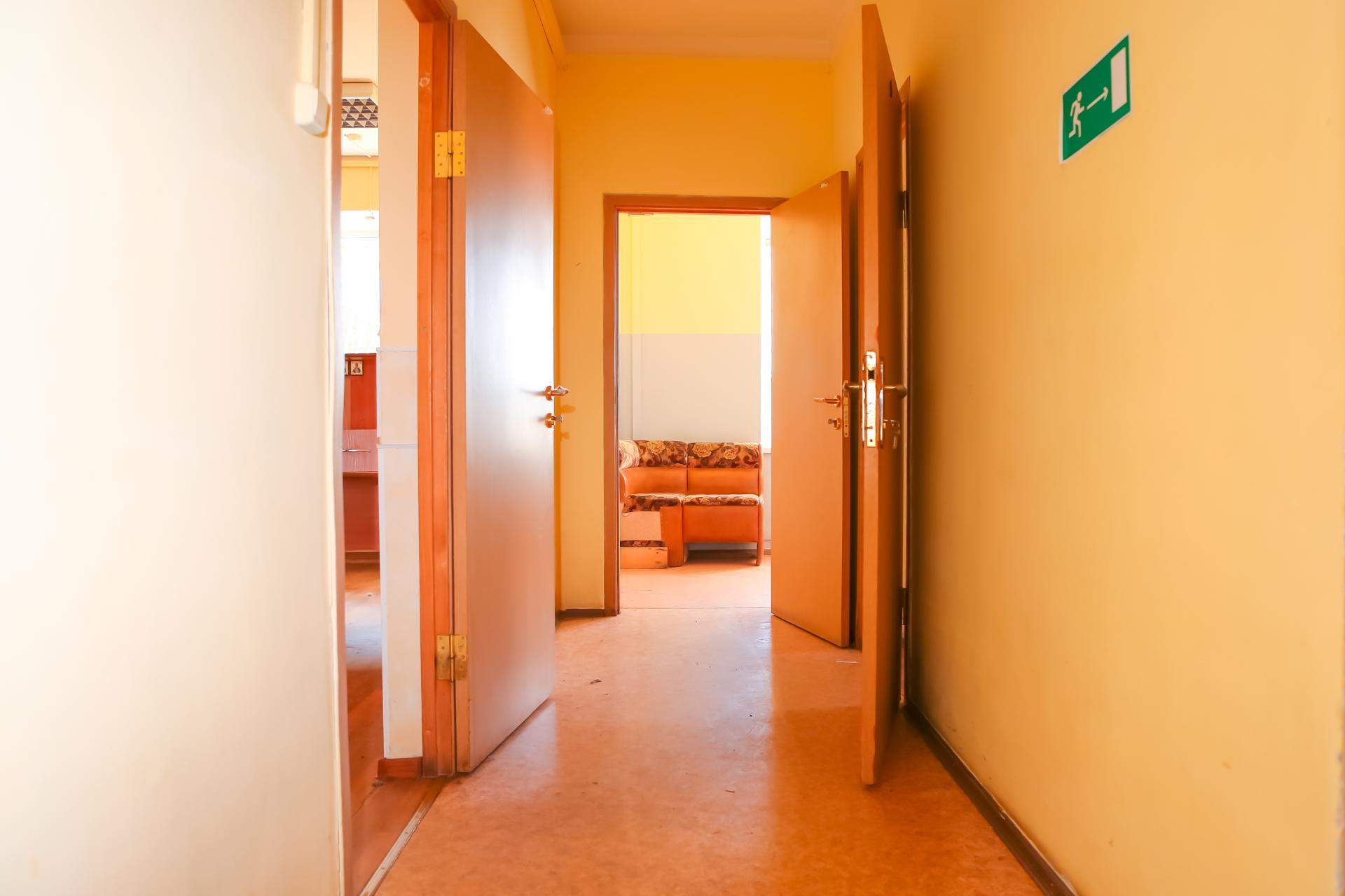 Продам торговое помещение 806.1 м.кв.