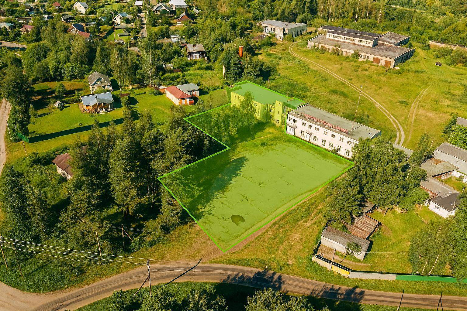 Продам торговое помещение 806.1 м.кв.