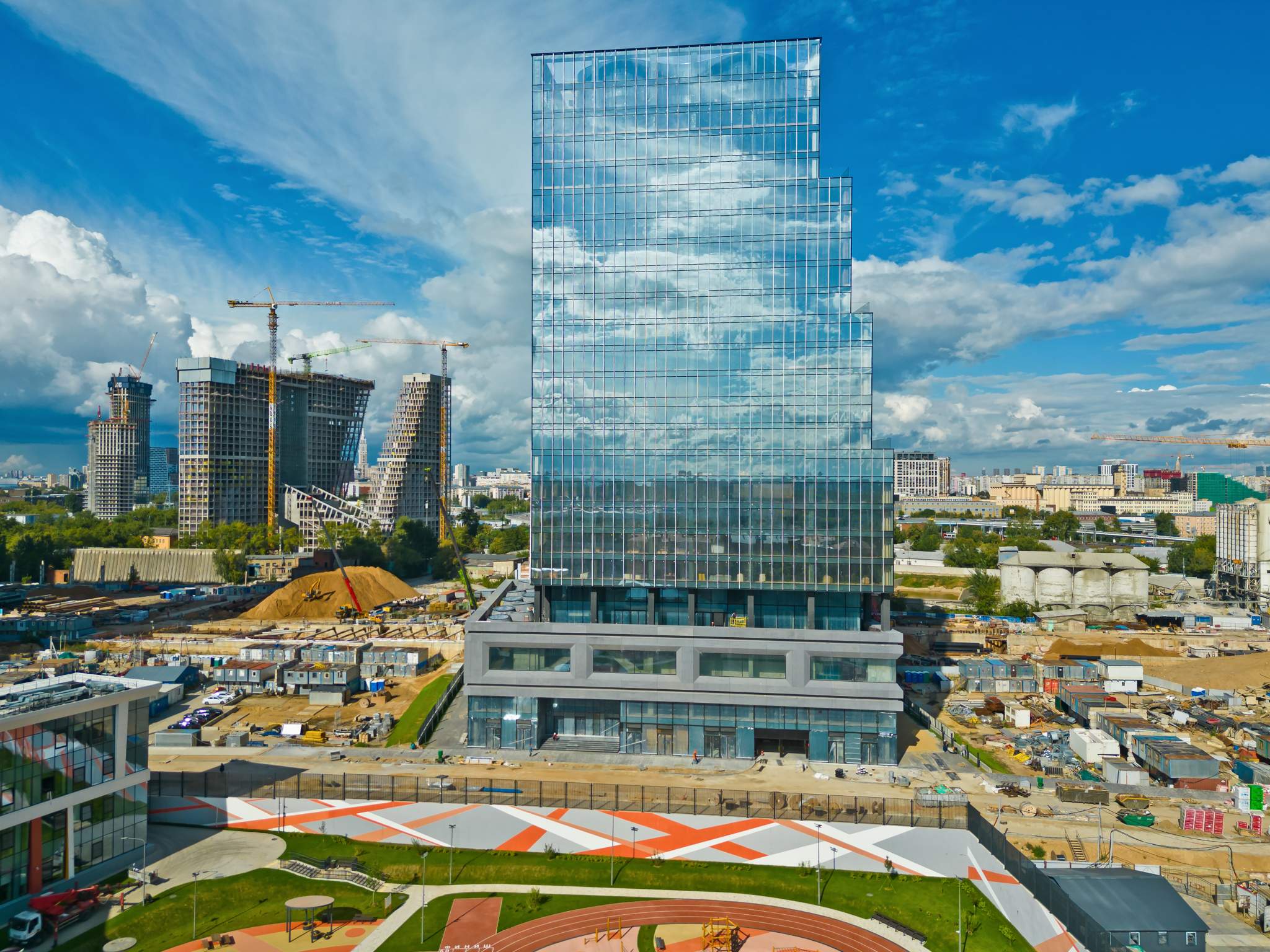 Сдам в аренду офис 2451.7 м.кв.