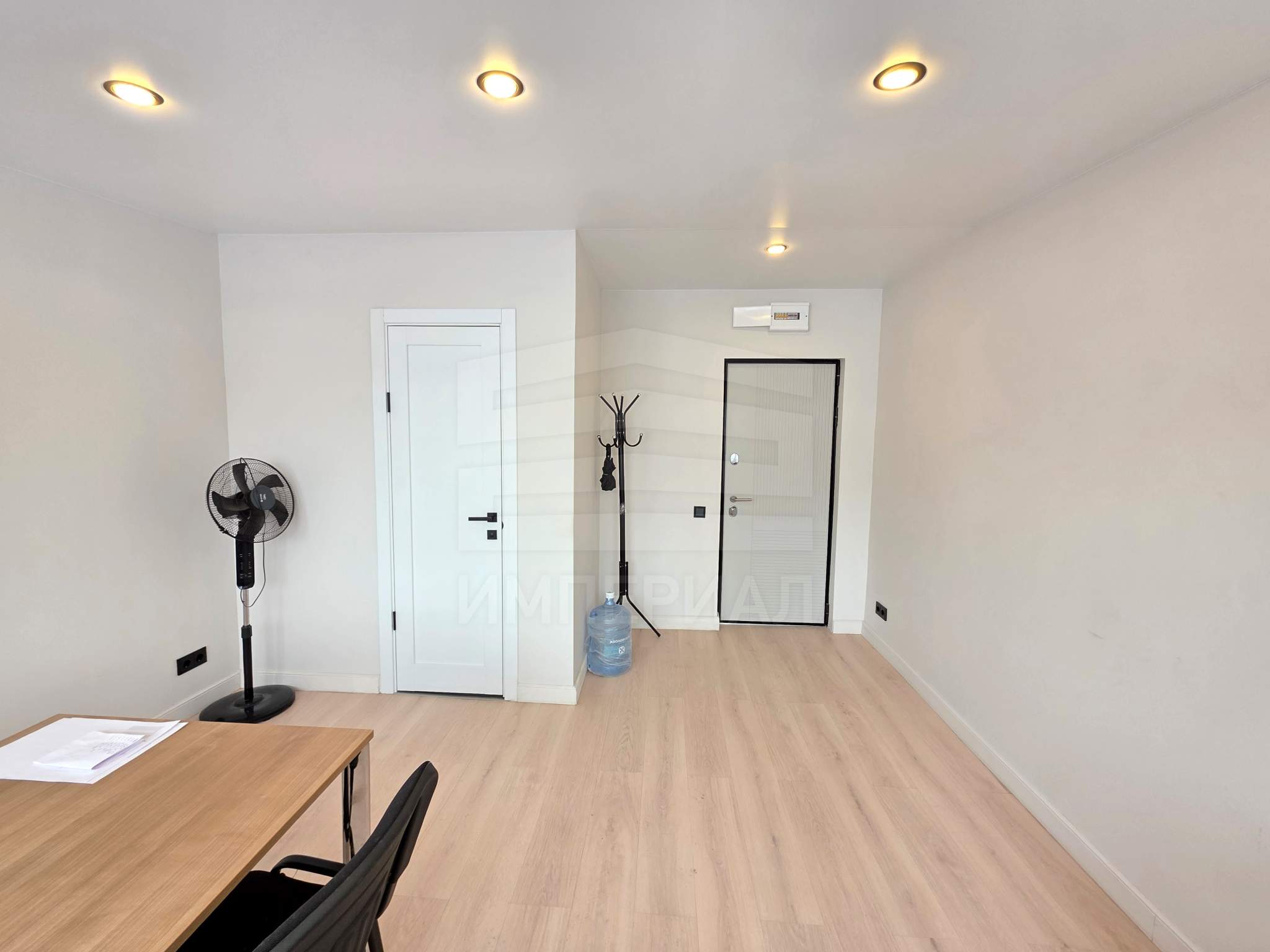 Продам помещение свободного назначения 17 м.кв.