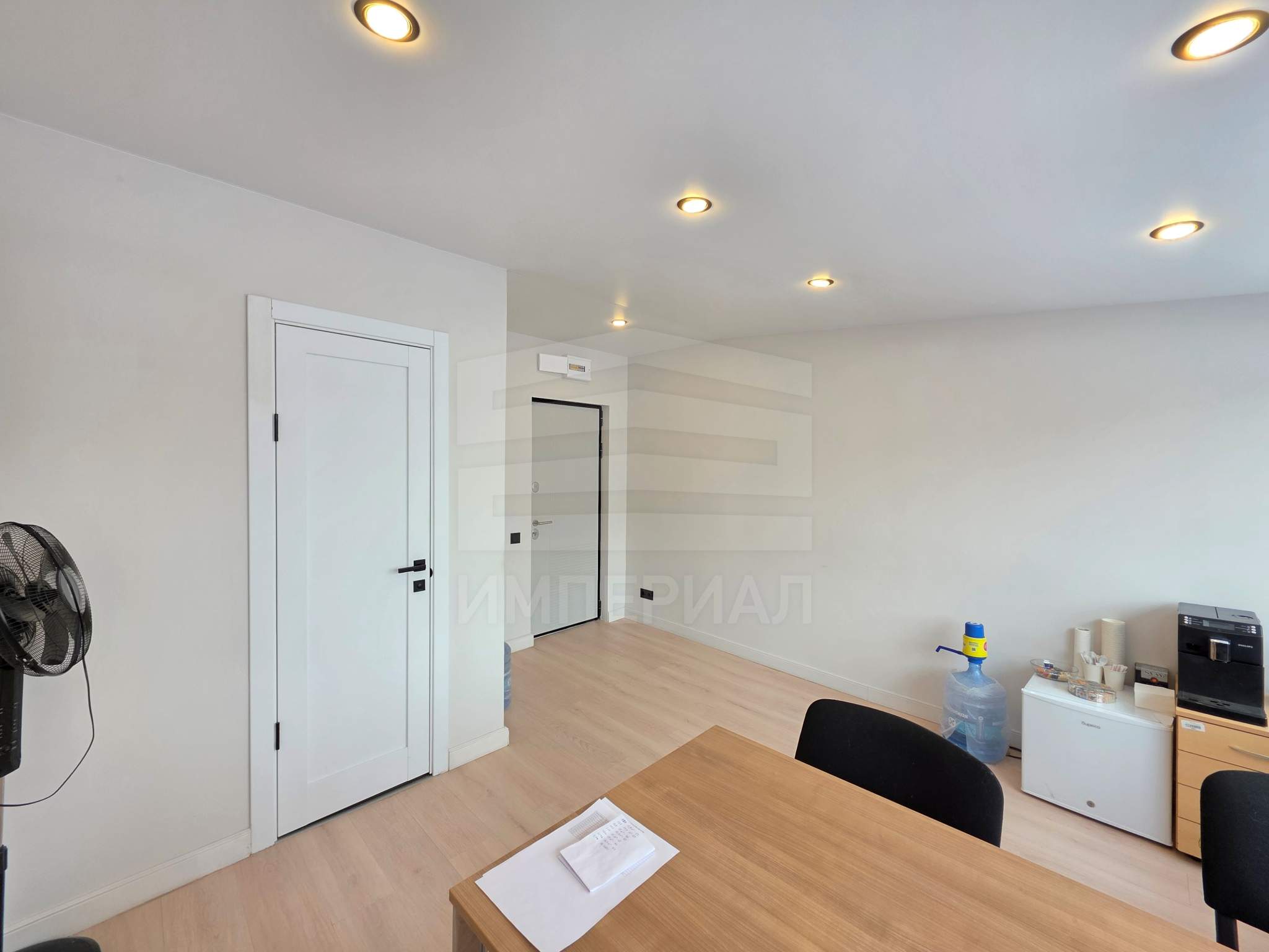 Продам помещение свободного назначения 17 м.кв.