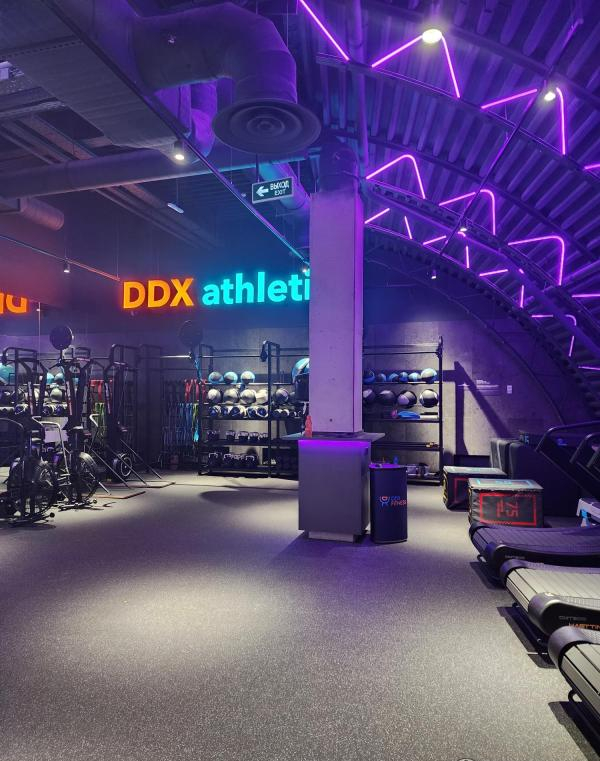 Продам помещение свободного назначения 4700 м.кв.