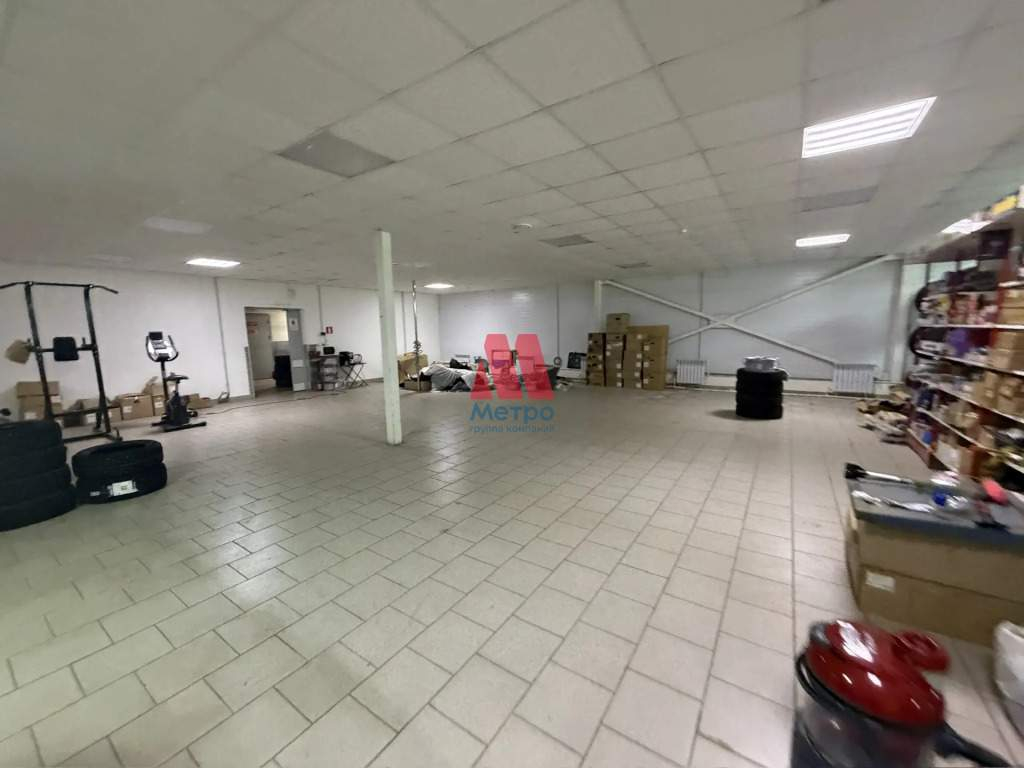 Продам торговое помещение 441.8 м.кв.