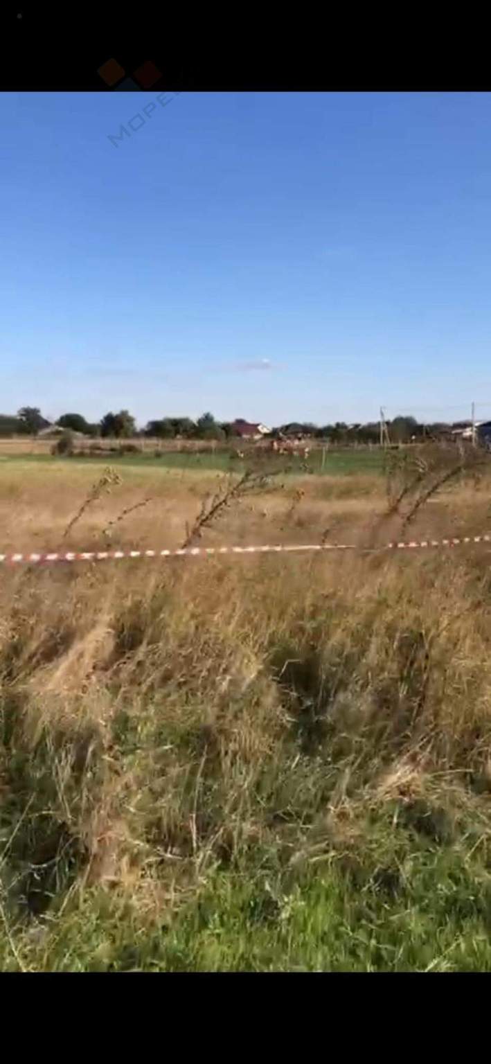 Продам земельный участок 1427 м.кв.