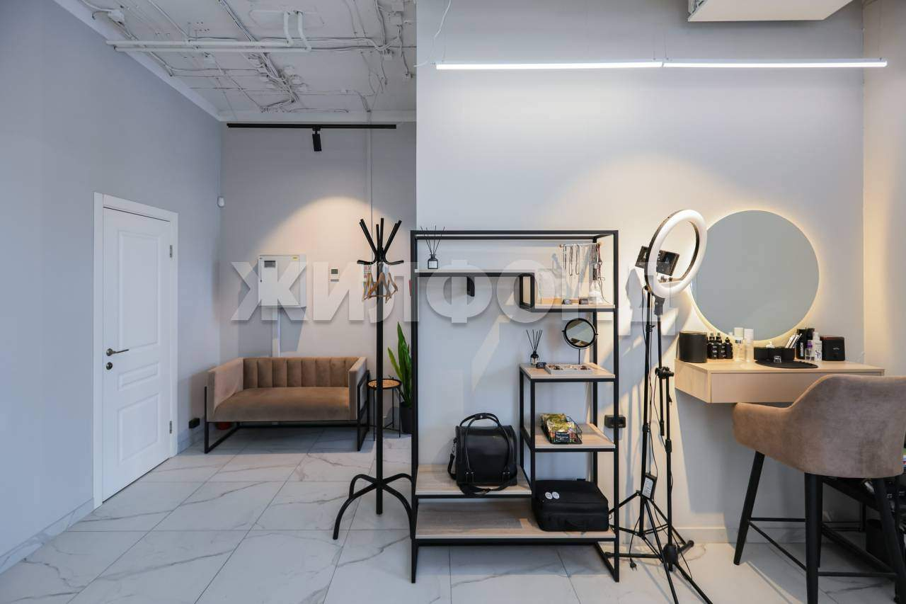 Продам помещение свободного назначения 65 м.кв.