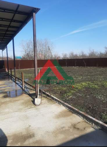 Продам земельный участок 800 м.кв.