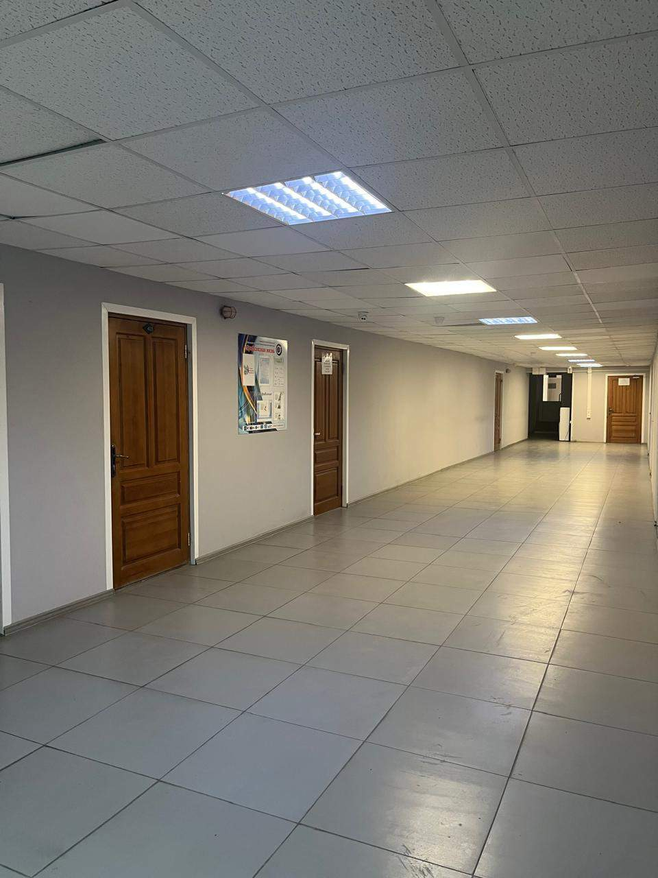 Продам офис 1028.8 м.кв.