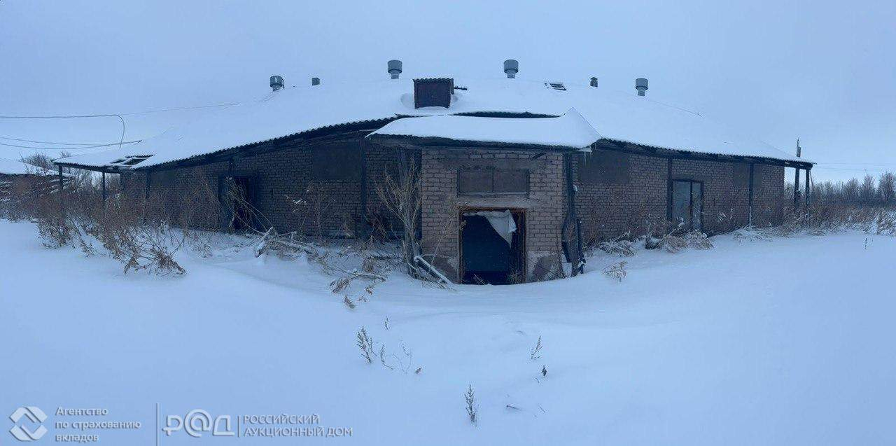 Продам торговое помещение 3437.8 м.кв.