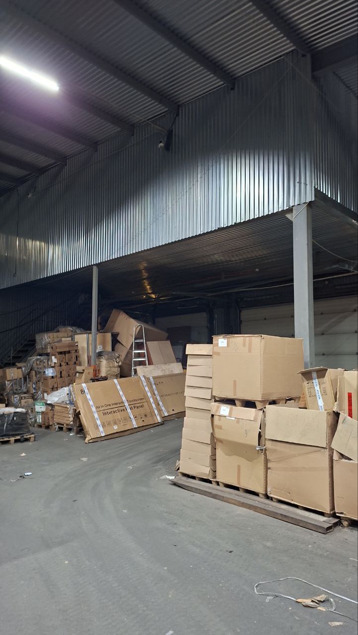 Сдам в аренду склад 2894 м.кв.