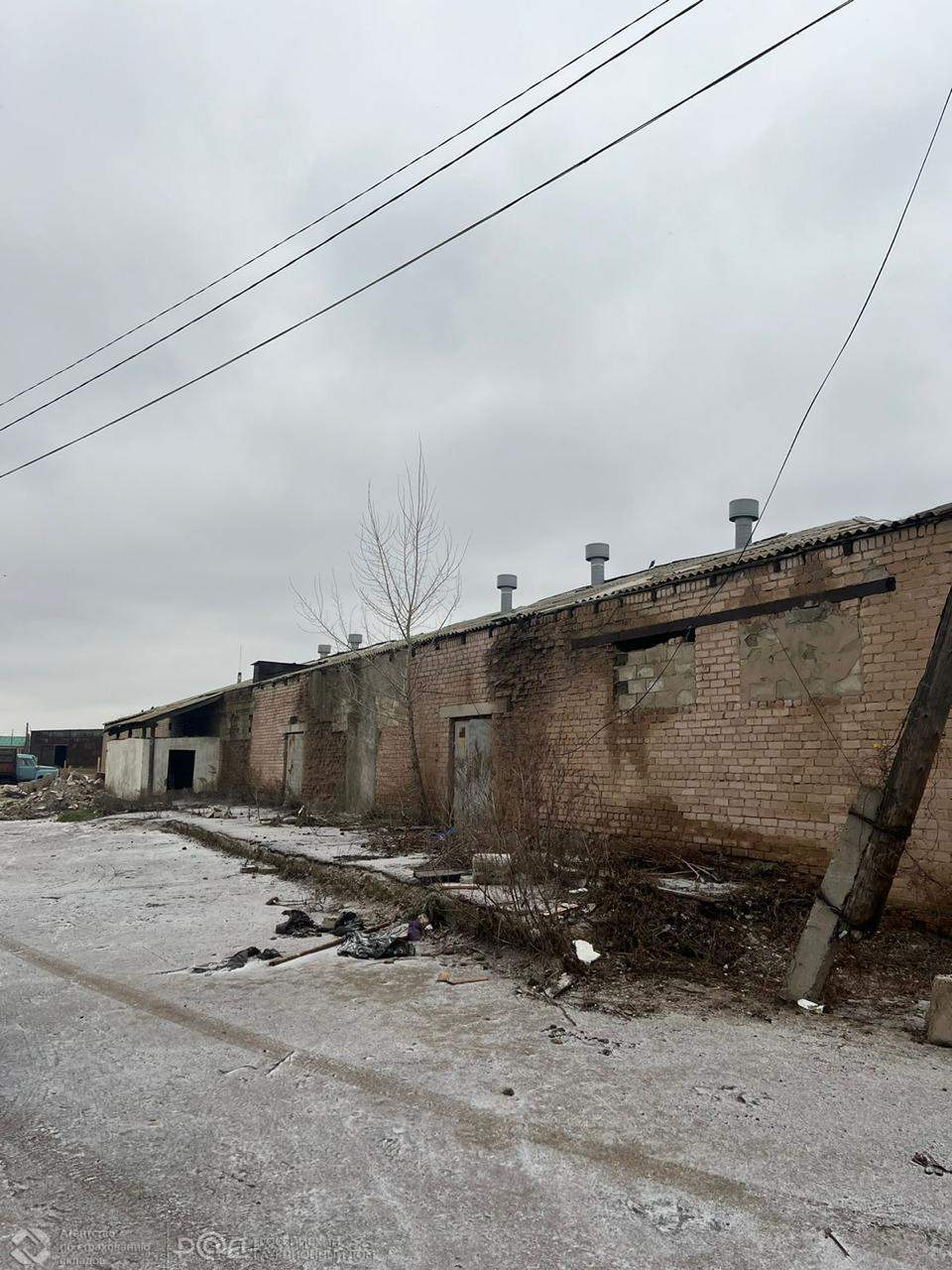 Продам торговое помещение 3437.8 м.кв.