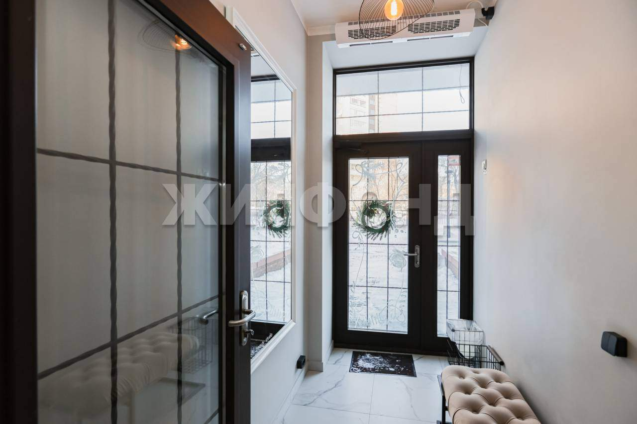 Продам помещение свободного назначения 65 м.кв.