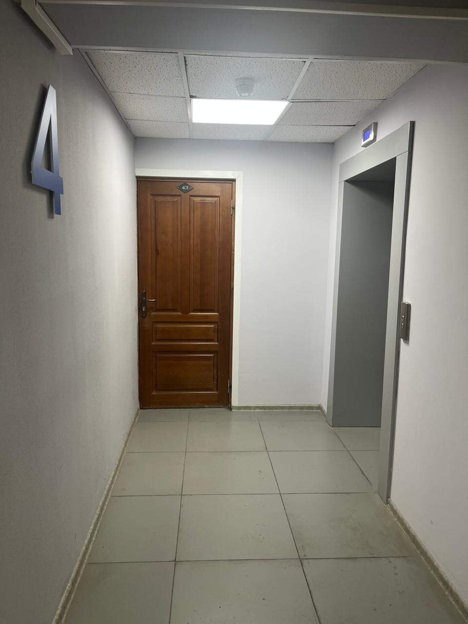 Продам офис 1028.8 м.кв.