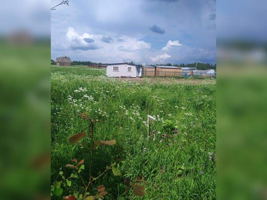 Продам земельный участок 738 м.кв.