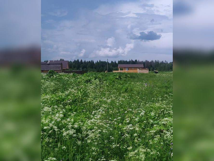 Продам земельный участок 738 м.кв.