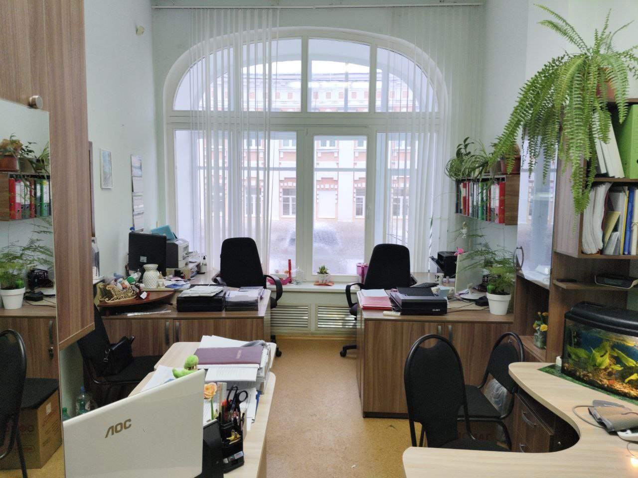 Продам торговое помещение 1197.5 м.кв.