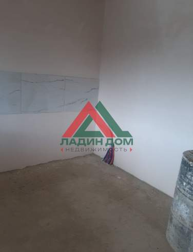 Продам земельный участок 800 м.кв.