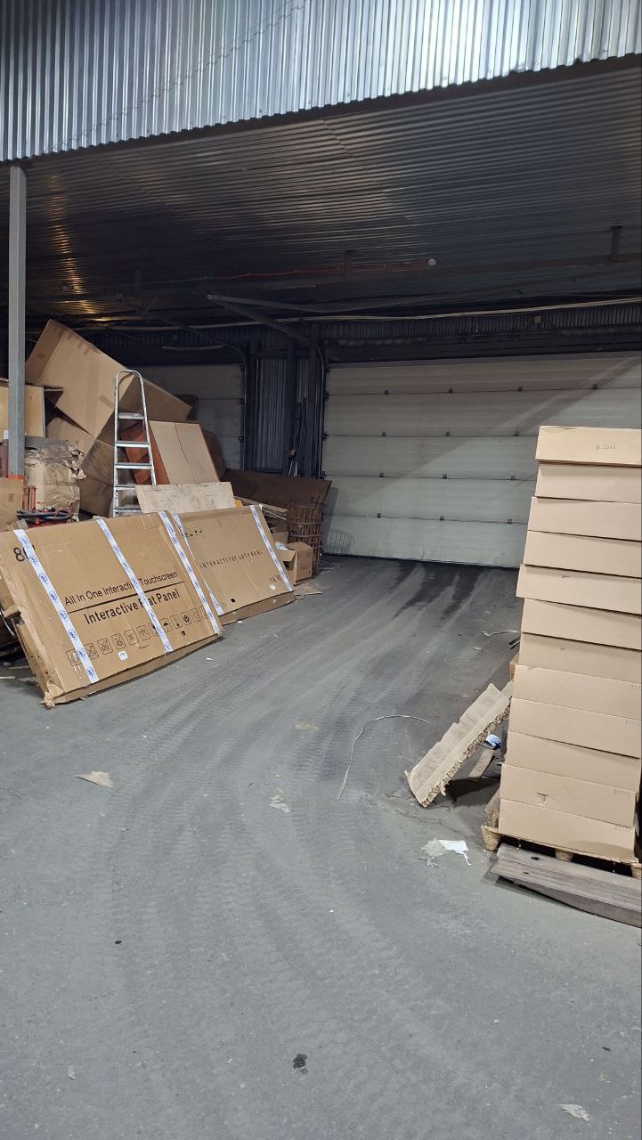 Сдам в аренду склад 2894 м.кв.