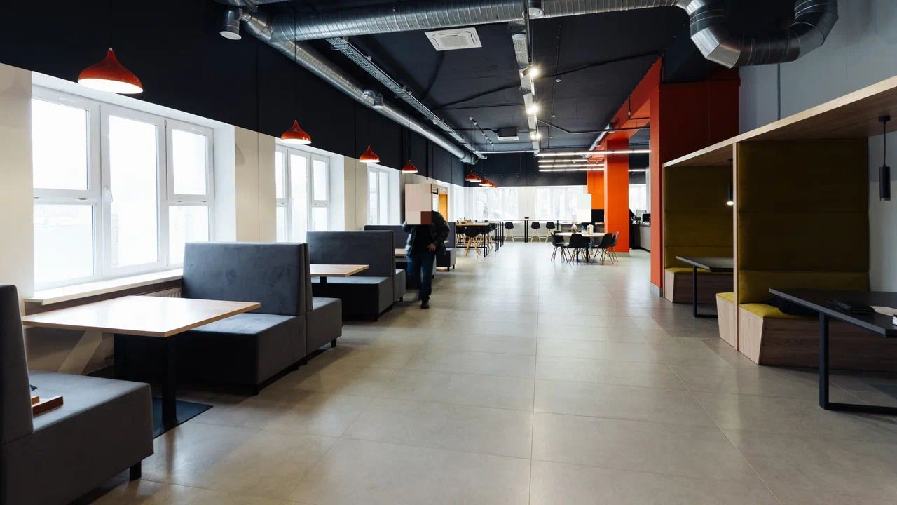 Сдам в аренду офис 1600 м.кв.