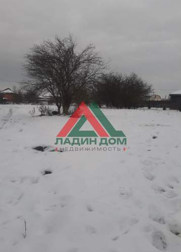 Продам земельный участок 588 м.кв.