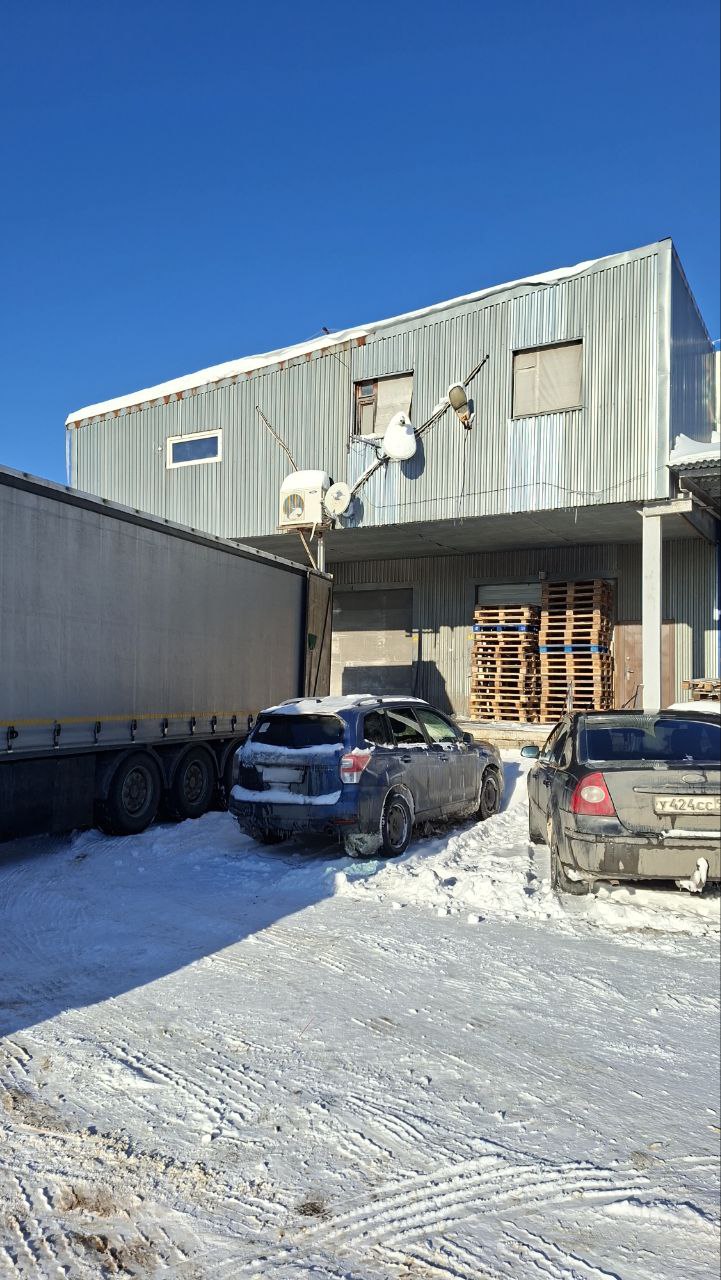 Сдам в аренду склад 2894 м.кв.