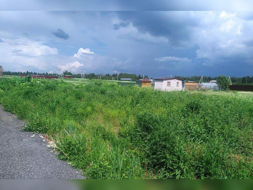 Продам земельный участок 738 м.кв.