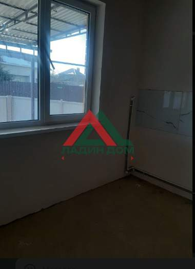 Продам земельный участок 800 м.кв.