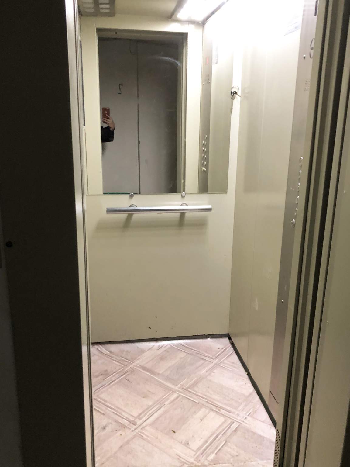 Квартира на продажу в Волгограде, им. Жолудева улица, 19а фото №15