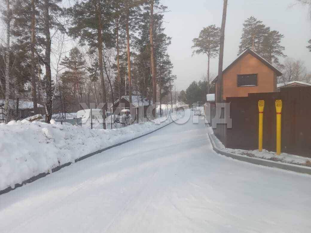 Продам земельный участок 870 м.кв.