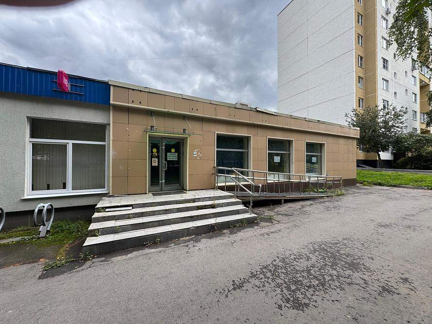 Фото: Торговое помещение 198.7 м2 в аренду test