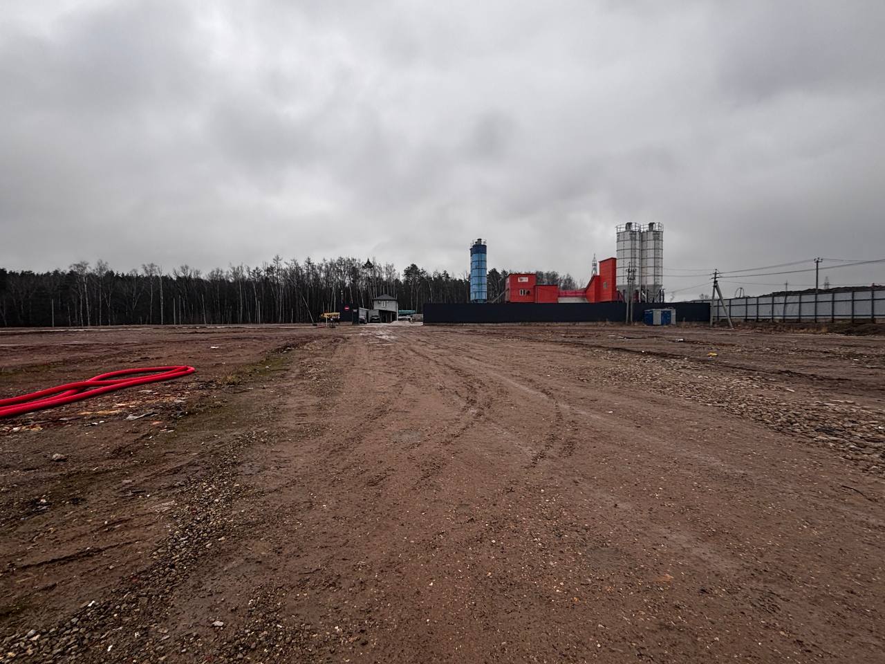 Сдам в аренду земельный участок 7600 м.кв.