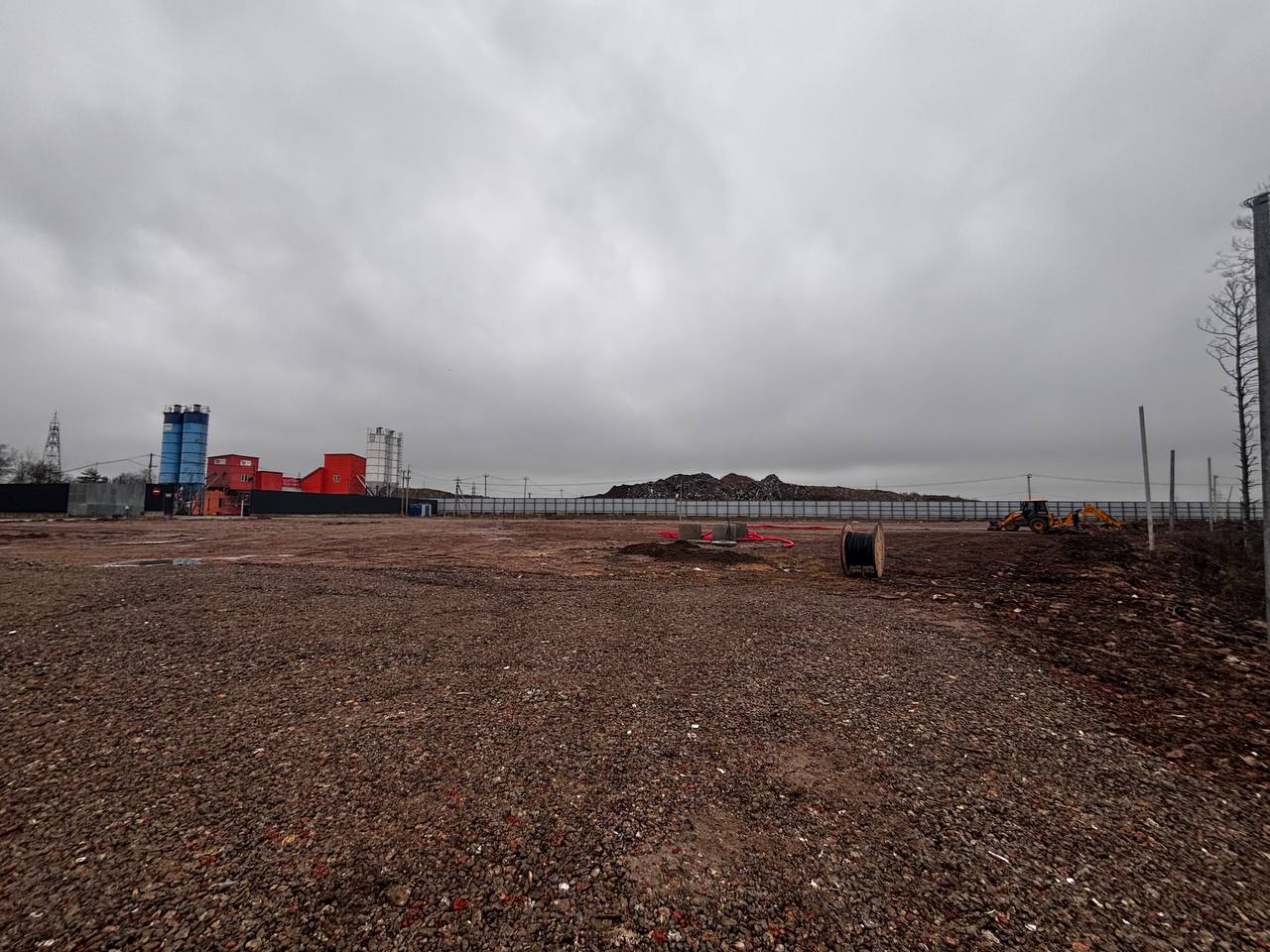 Сдам в аренду земельный участок 7600 м.кв.