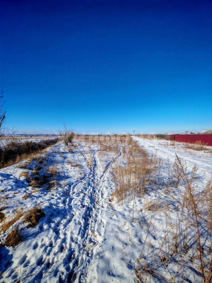 Продам земельный участок 690 м.кв.