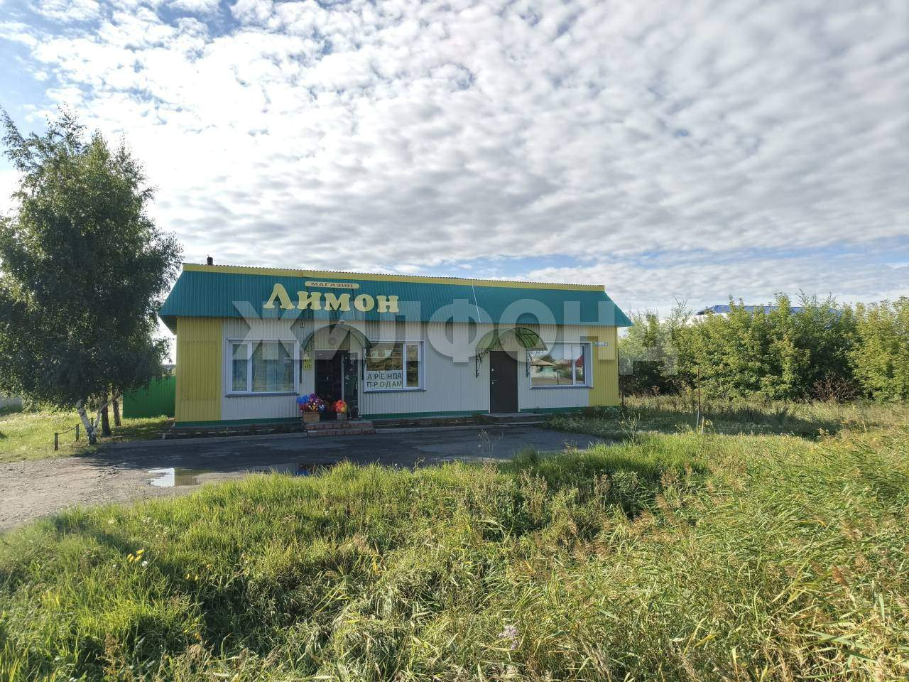 Продам магазин 114 м.кв.