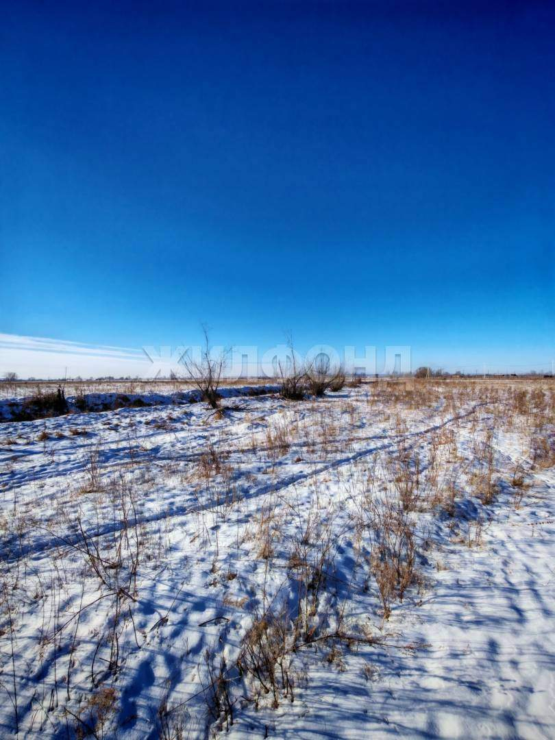 Продам земельный участок 690 м.кв.