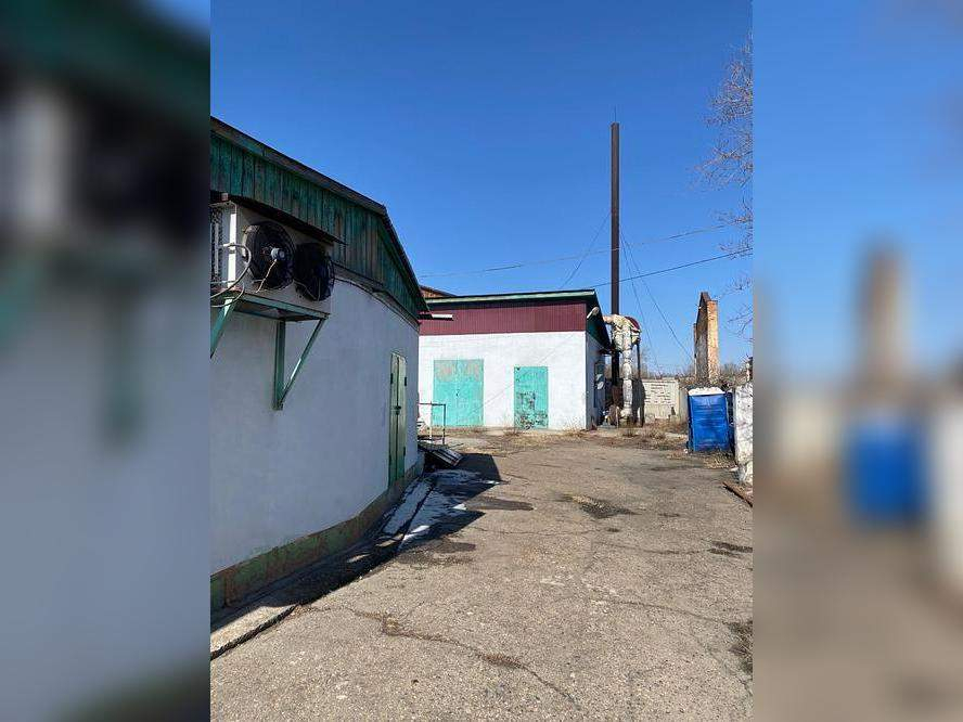 Продам магазин 2000 м.кв.