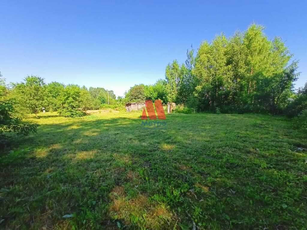 Продам земельный участок 1400 м.кв.