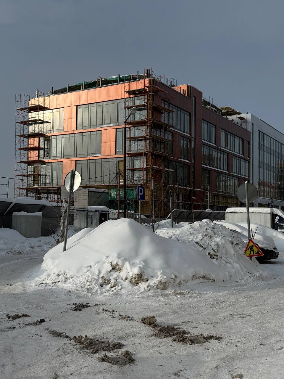 Продам помещение свободного назначения 3728 м.кв.