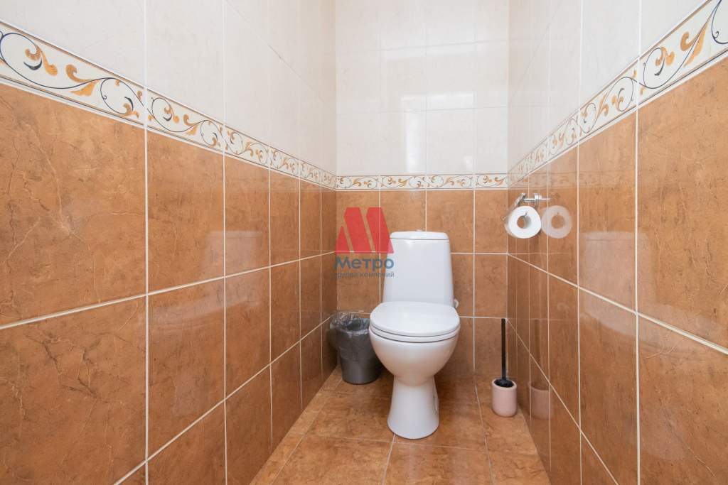 Сдам в аренду офис 200 м.кв.